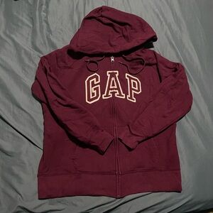GAP HOODIE